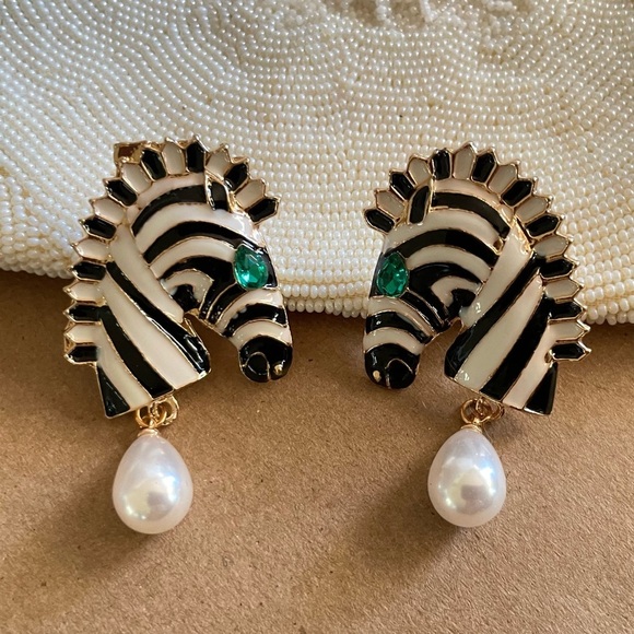 Betsey Johnson Jewelry - ✨Betsey Johnson Imperial Zebra Earrings